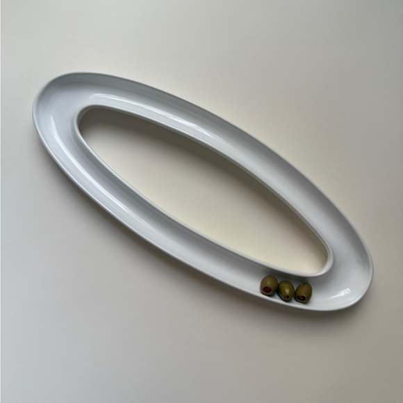 Williams Sonoma Other - Williams Sonoma Olive serving dish